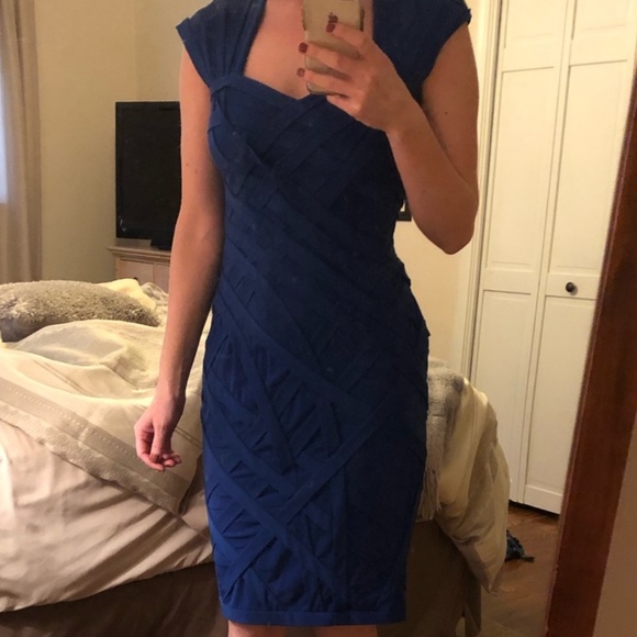 Tadashi Shoji Bandage Sweetheart Neckline Dress - Picture 4 of 7